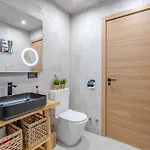 Apartman Bali Smart Hi-end Services Media Streaming *